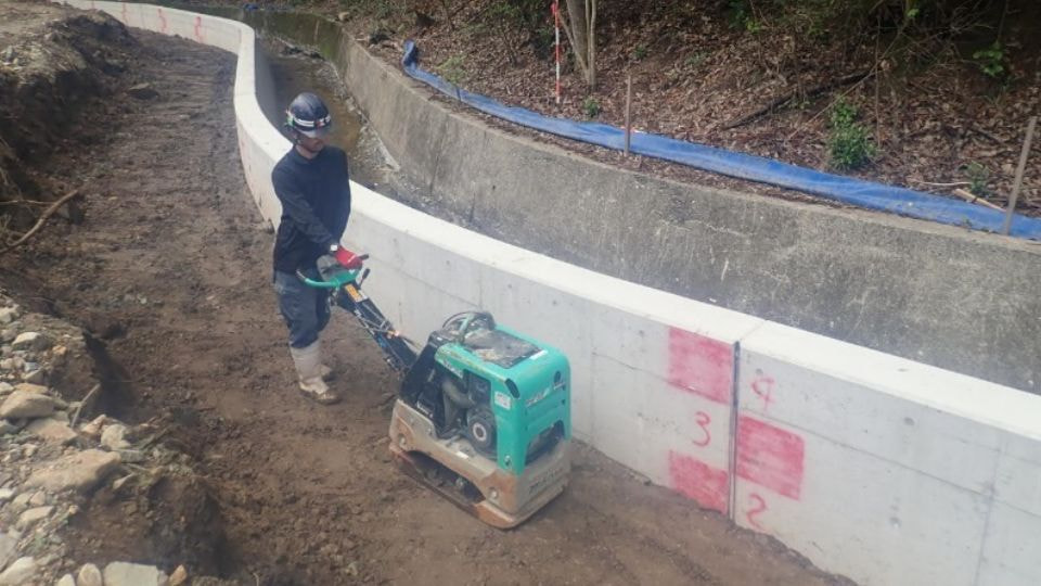 普通河川上谷川(四季の里横) 災害復旧工事