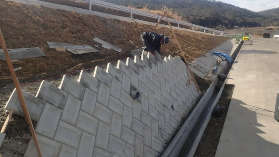 東広島高田道路 (主要地方道吉田豊栄線) 道路改良工事